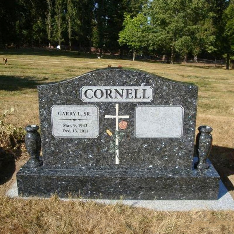 Lápide Companheira de Granito com Padrão Cruzado Rosa