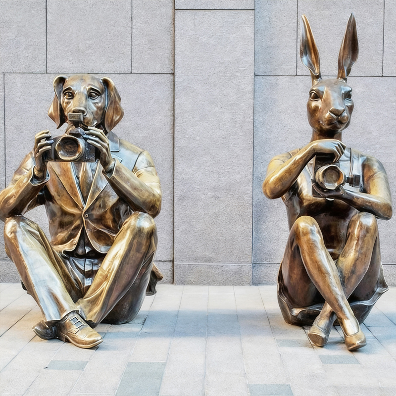 Escultura Temática “Fotógrafo de Animais”