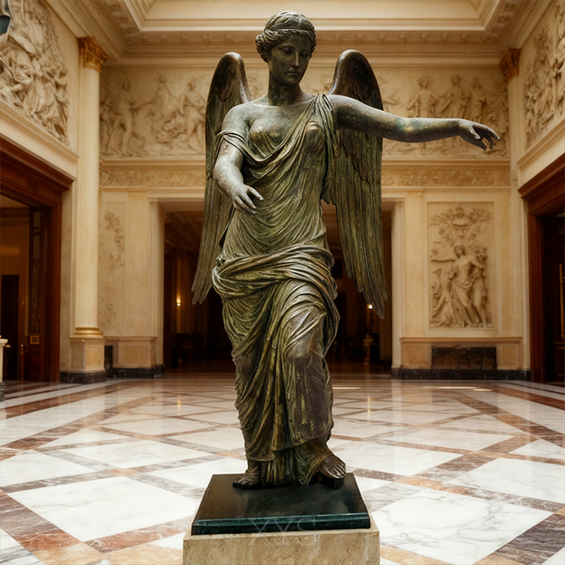 Escultura de deusa Nike alada interna em bronze