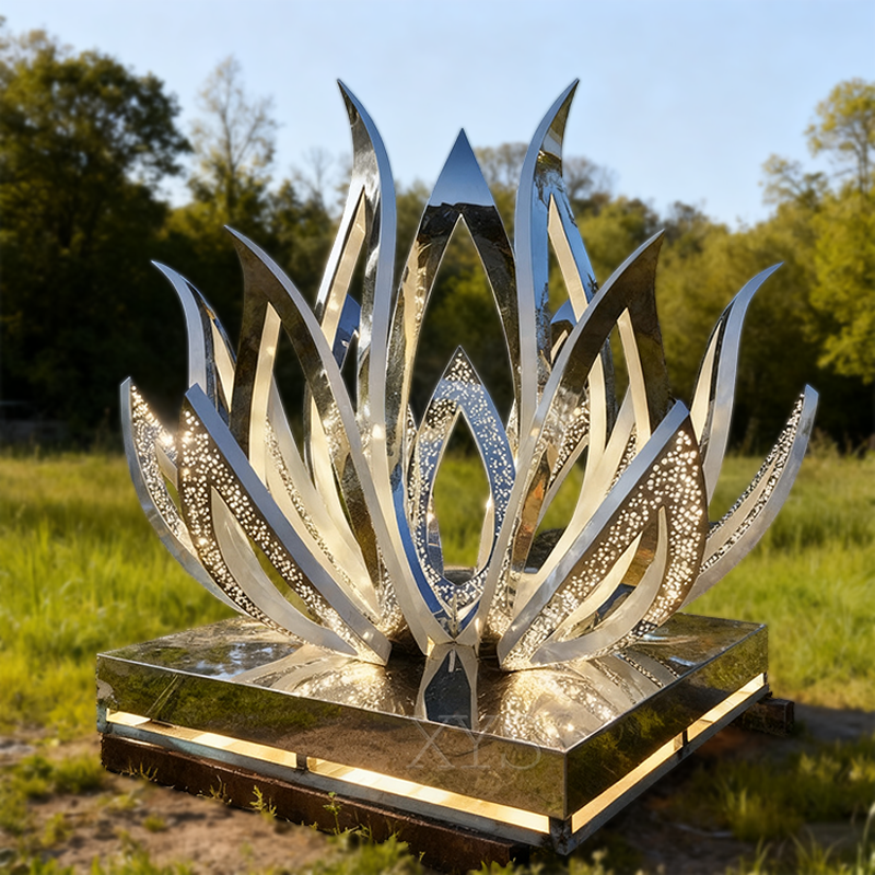 Escultura de Lótus Iluminada por Espelho de Lótus de Luz