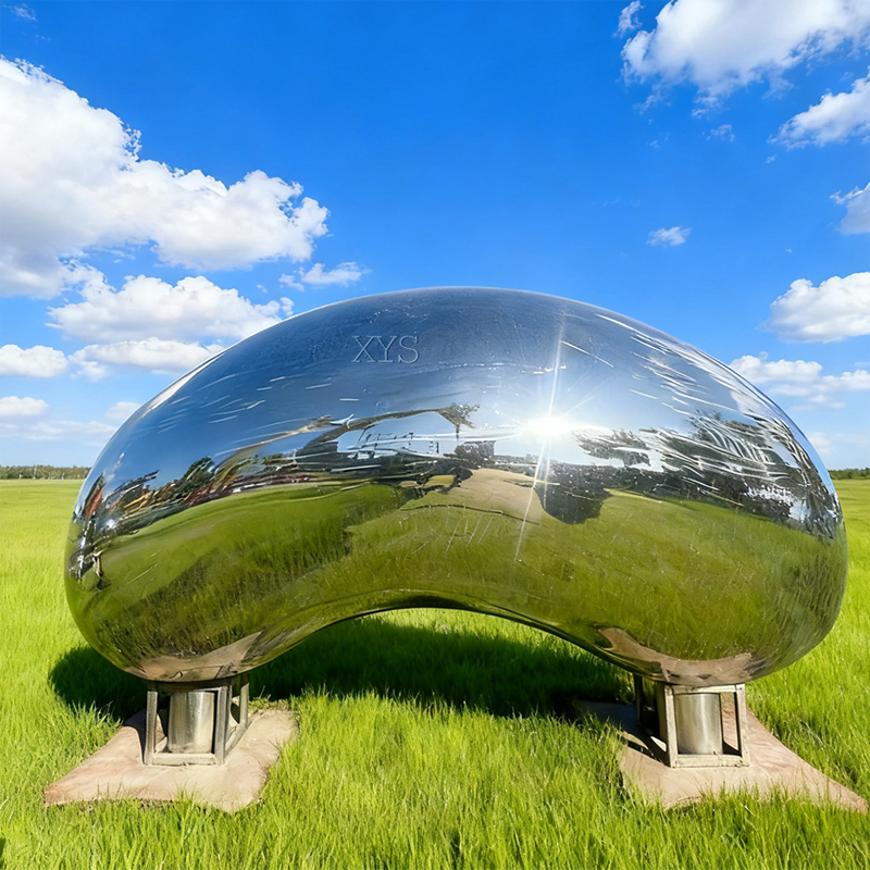 Escultura Abstrata de Espelho Cloud Pod