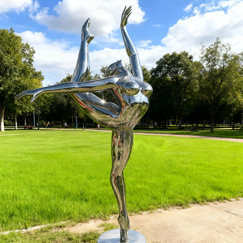 Escultura de dançarina de espelho Grace in Motion